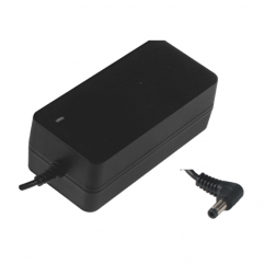电源适配器 Power adapter
